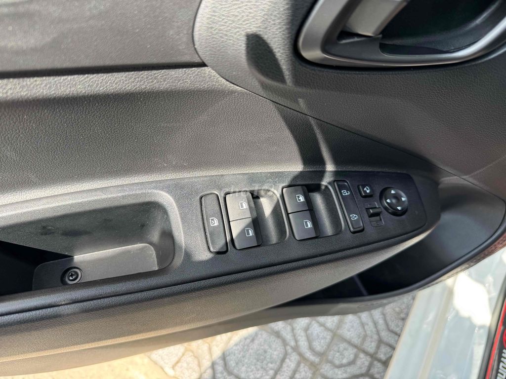 Hyundai Grand i10 2024 1.2 AT	 - 2000 km. Mua bán Ô tô tại Thành phố Biên Hòa Đồng Nai được đăng bởi Xe Lướt Uy Minh hình 7