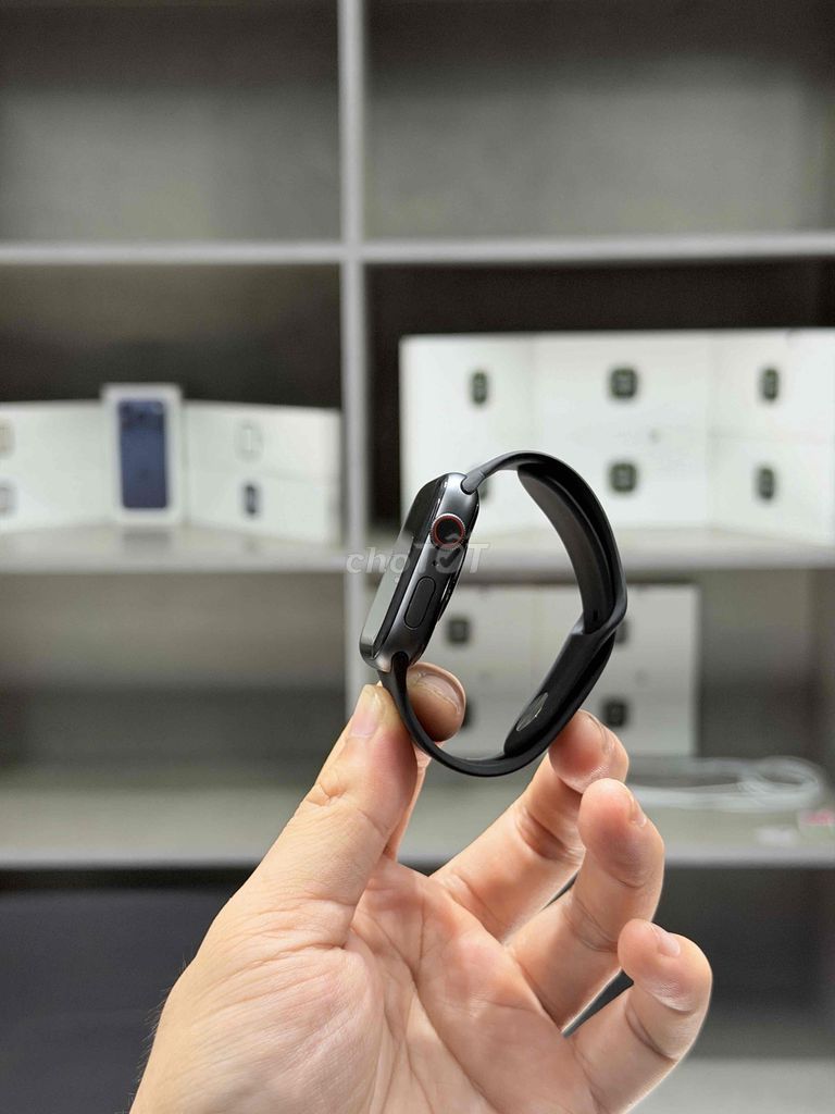 Apple watch 5/44 nhôm đen. Mua bán Thiết bị đeo thông minh tại Quận Hoàng Mai Hà Nội được đăng bởi VN WATCH  hình 1