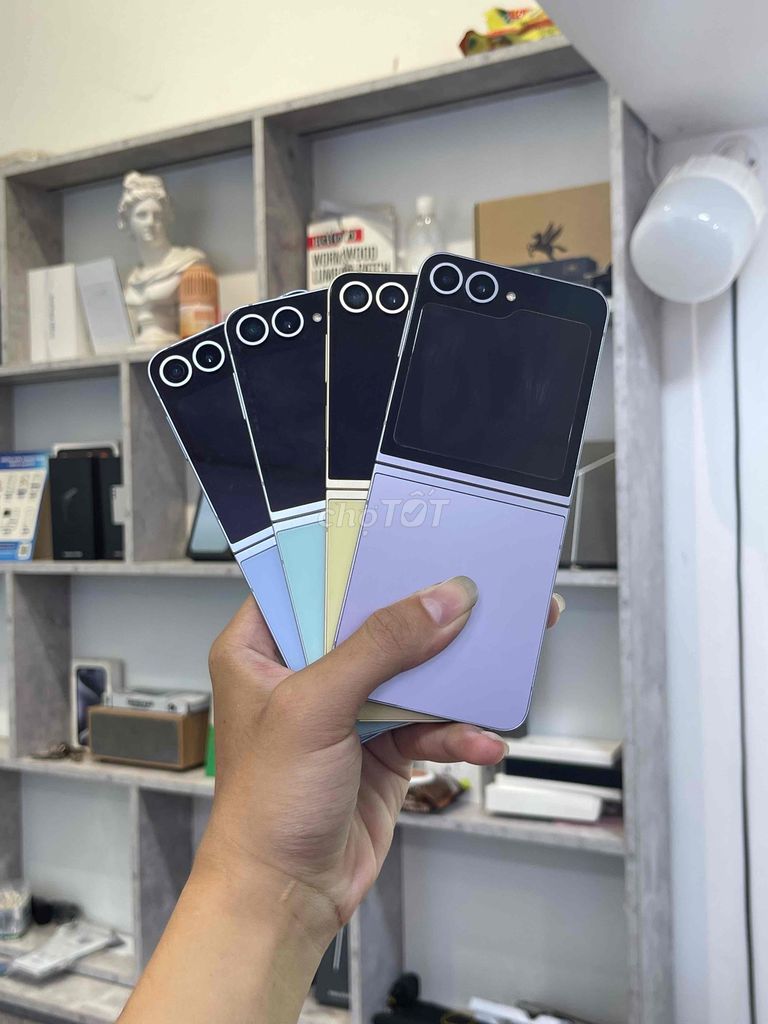Samsung Z Flip6 256GB Xanh. Mua bán Điện thoại tại Quận 3 Tp Hồ Chí Minh được đăng bởi Tuấn 2hand Store hình 1