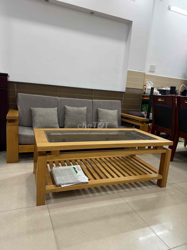 Bộ bàn ghế sofa như hình còn mới. Mua bán Bàn ghế tại Quận Tân Bình Tp Hồ Chí Minh được đăng bởi bàucát52 hình 1