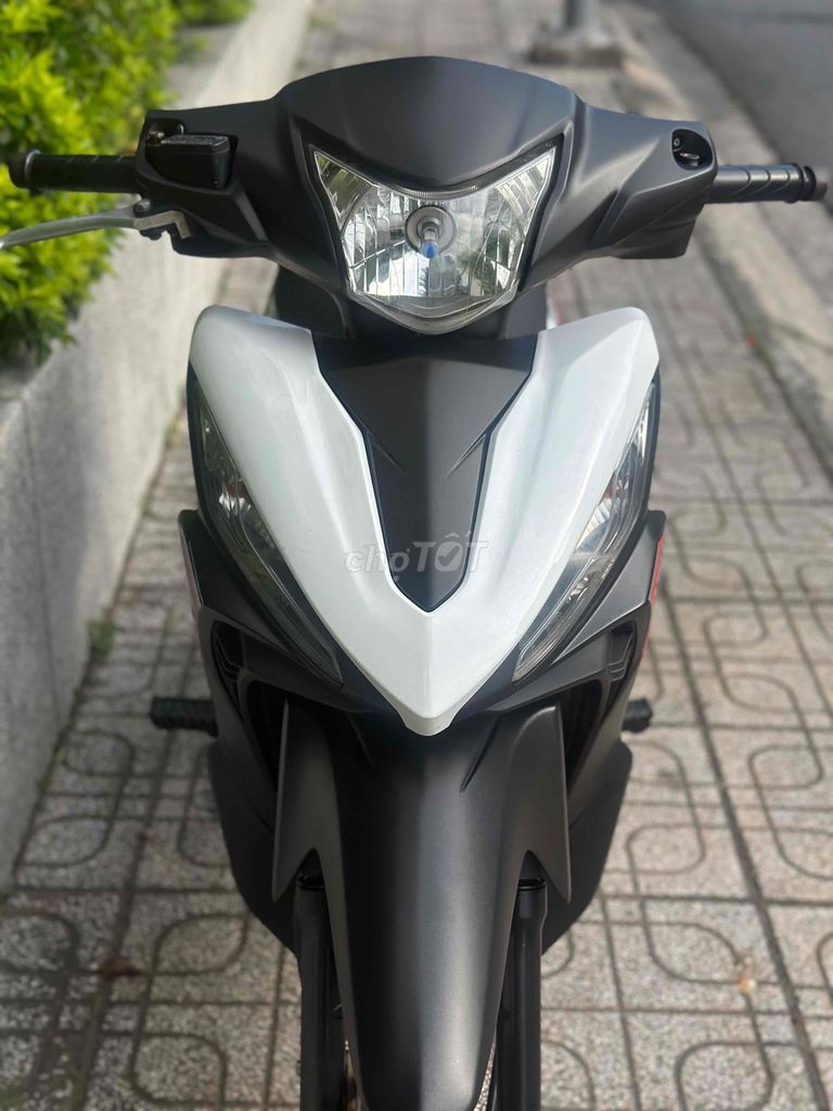 Honda Wave RSX 110 Fi 2019 Đen trắng đỏ ngay chủ. Mua bán Xe máy tại Thành phố Thủ Đức Tp Hồ Chí Minh được đăng bởi Xe Máy Sơn Thủ Đức hình 4