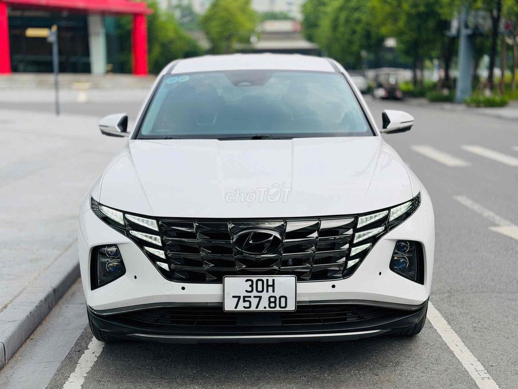 Hyundai Tucson Fun дизель кнопка старт 90000 км белый