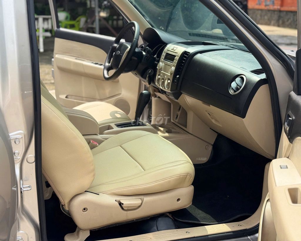 EVEREST 2009 SỐ TỰ ĐỘNG MÁY DẦU. Mua bán Ô tô tại Quận 12 Tp Hồ Chí Minh được đăng bởi NHI Ô TÔ AN SƯƠNG hình 9