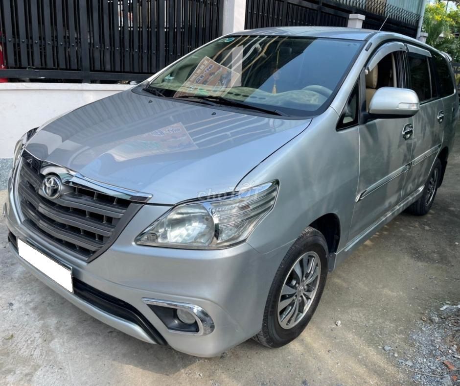 Innova 2015 số sàn màu bạc. Mua bán Ô tô tại Quận 12 Tp Hồ Chí Minh được đăng bởi Quang hình 2