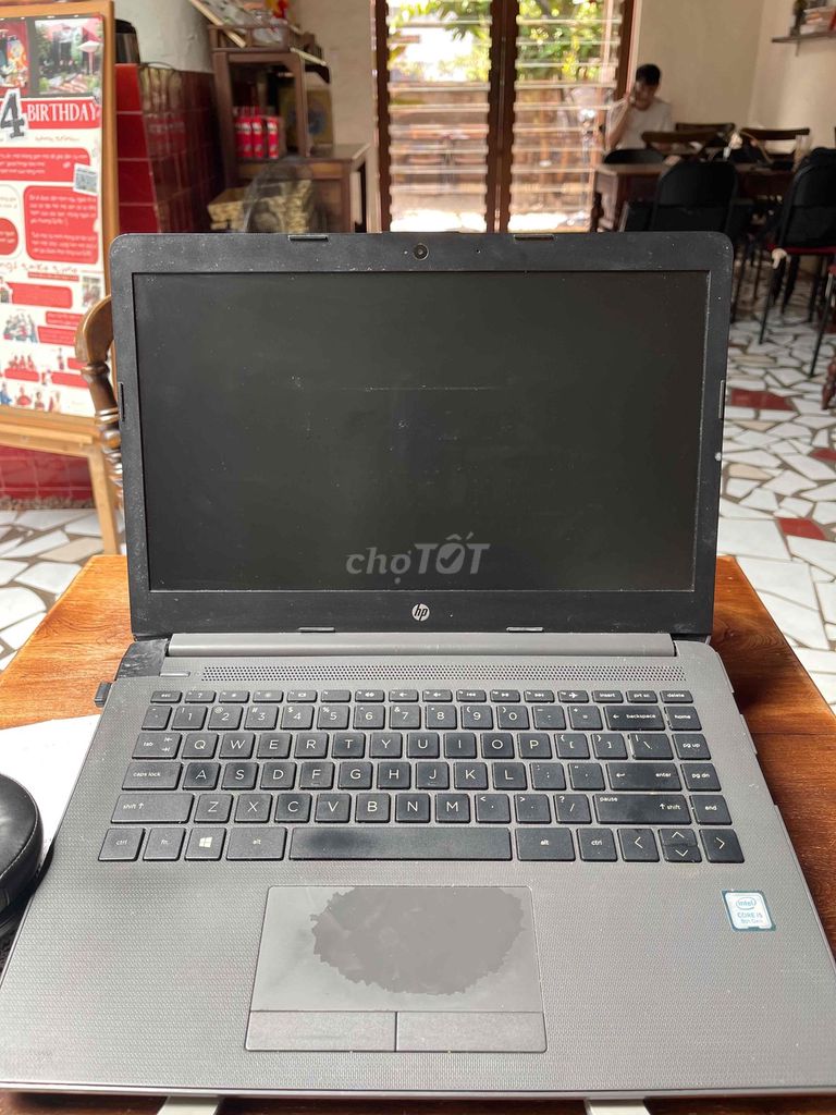 HP 240 G7 i5-8265U 14 inch 8GB/500GB. Mua bán Laptop tại Quận 7 Tp Hồ Chí Minh được đăng bởi Thu Thảo Lê hình 1