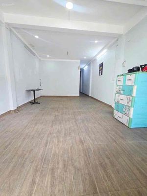 Аренда · 4 комн. · 80 м² · Quận Tân Phú, ул. Đường Hòa Bình