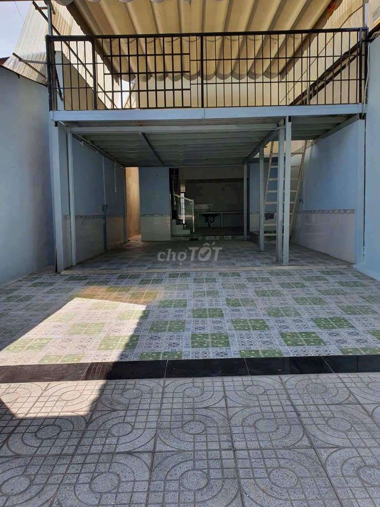 NHÀ MỚI 200M², GẦN NGÃ 4 THỦ ĐỨC, SIÊU RỘNG