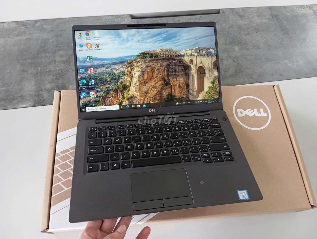 Dell Latitude 7400 (i7 8665U / 8G / 256G / 14"FHD). Mua bán Laptop tại Thành phố Thủ Dầu Một Bình Dương được đăng bởi Laptop Hoàng Phát hình 1