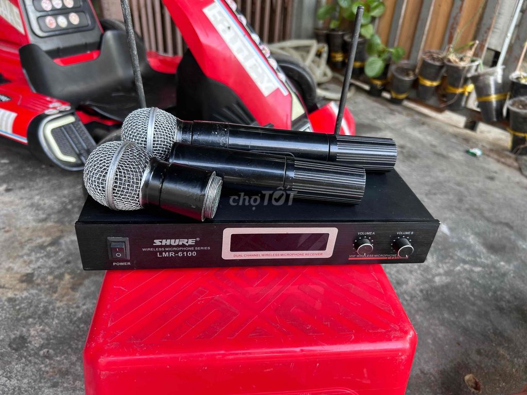Micro không dây Shure hát tốt. Mua bán Tivi, Âm thanh tại Thành phố Thủ Đức Tp Hồ Chí Minh được đăng bởi Hưng Amply  hình 1