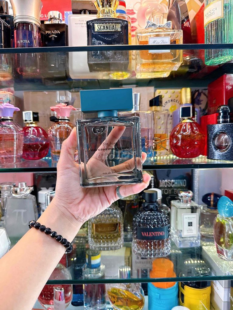 Chiết ko pha cồn. 10ml. Mua bán Nước hoa tại Thành phố Sóc Trăng Sóc Trăng được đăng bởi Zann Coffee Shop hình 1