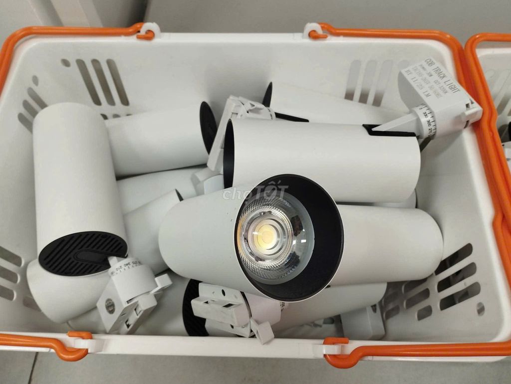 Đèn chiếu sáng Mizank LED Trắng. Mua bán Đèn tại Thành phố Biên Hòa Đồng Nai được đăng bởi Poliso Biên Hoà hình 1