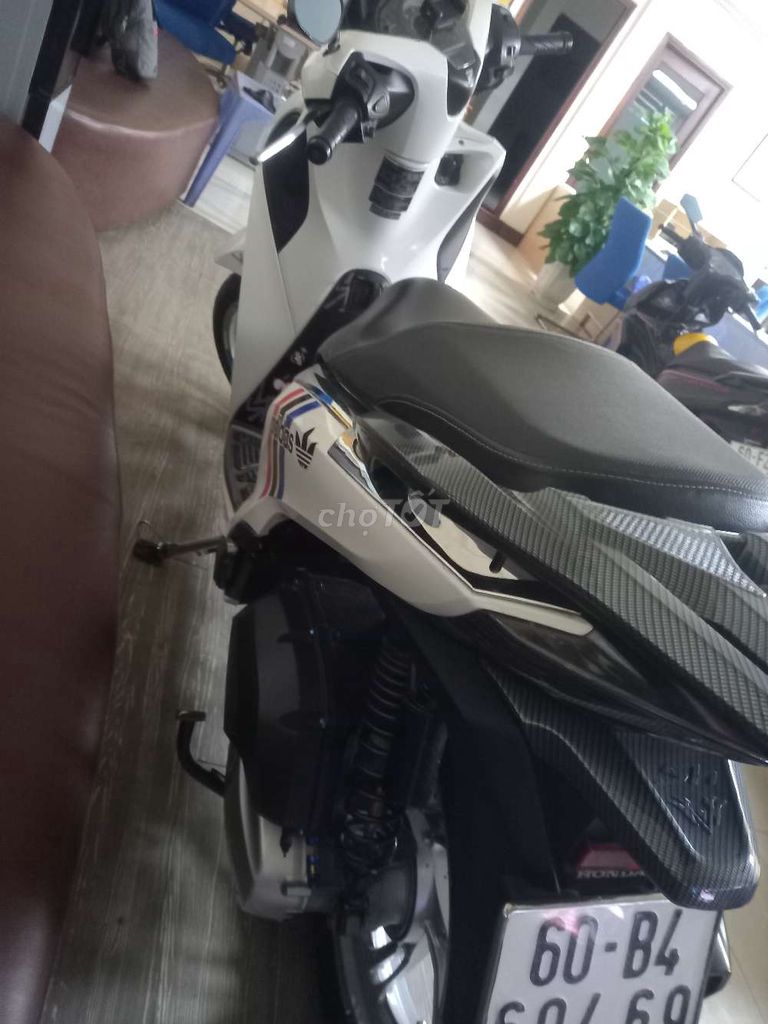 Cần bán xe SH 150i đời 2017. Mua bán Xe máy tại Thành phố Biên Hòa Đồng Nai được đăng bởi Khoa Phương  hình 7