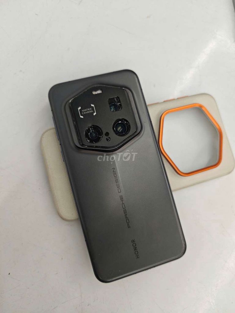 Honor magic 7 RSR 16/512 nứt kính cam. Mua bán Điện thoại tại Quận 1 Tp Hồ Chí Minh được đăng bởi Minh Anh hình 1