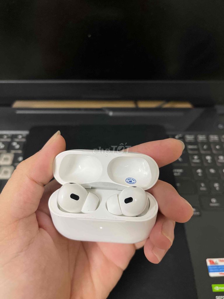 Tai Nghe AirPods Pro 2 Trắng Lightning 99%. Mua bán Tivi, Âm thanh tại Quận Hải Châu Đà Nẵng được đăng bởi Tai Nghe Airpods Chính Hãng Đà Nẵng  hình 1
