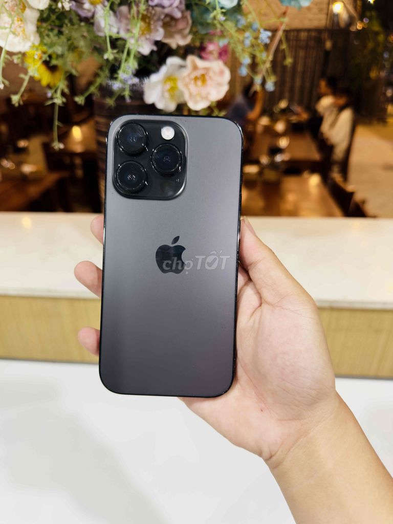 Apple iPhone 14 Pro  Đen quốc tế. Mua bán Điện thoại tại Thị xã Phú Mỹ Bà Rịa - Vũng Tàu được đăng bởi Bi  hình 1