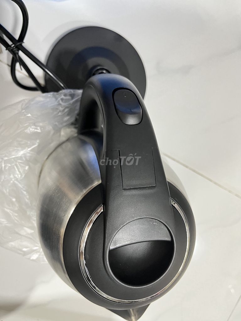 Ấm siêu tốc Rapido. Mua bán Bếp, lò, đồ điện nhà bếp tại Quận Tân Phú Tp Hồ Chí Minh được đăng bởi Na Trinh hình 1
