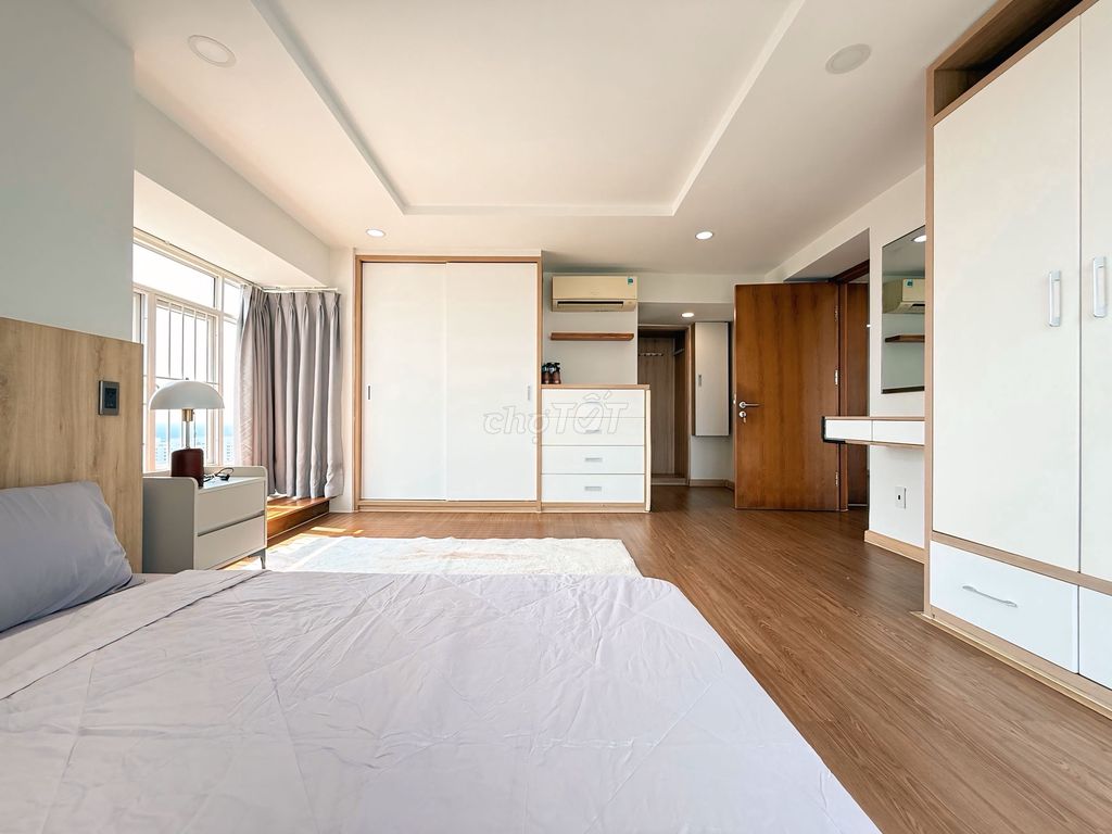 Дуплекс Phu Hoang Anh, 260 м², вид на 270 градусов на Фу-Ми-Хунг и квартал 1