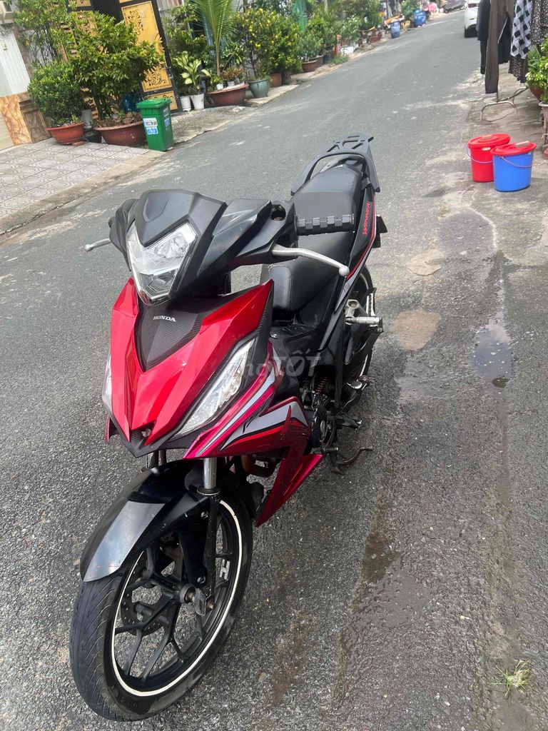 Honda Winner Красно-черный