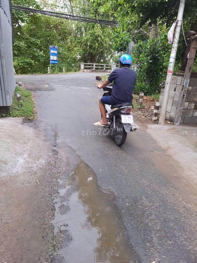 nhà lộ nhựa ô tô phường Bình Khánh, gần Cầu 6 Hành Được tặng bờ kè