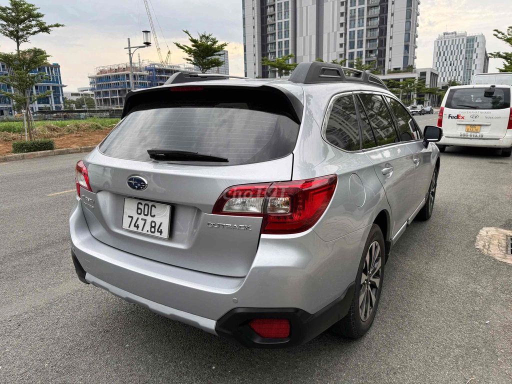 Subaru Outback 2016 Siêu cọp 4 vạn KM. Mua bán Ô tô tại Quận 12 Tp Hồ Chí Minh được đăng bởi A Quý hình 9