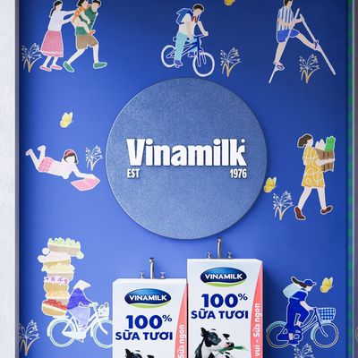 VINAMILK logo