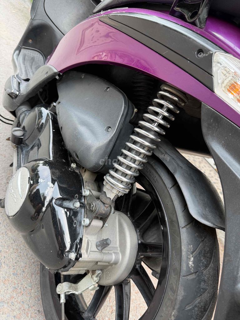 Piaggio Liberty 2011 màu Tím. Mua bán Xe máy tại Huyện Hóc Môn Tp Hồ Chí Minh được đăng bởi Hoàng Anh Tuấn hình 7