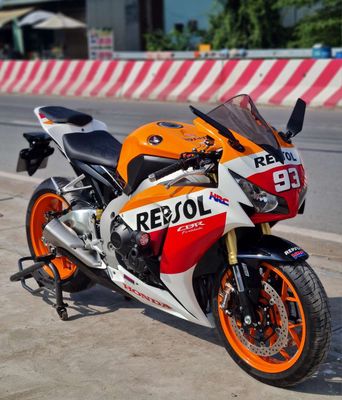 Honda CBR1000RR Repsol 2015 xe đẹp máy Zin êm .. Mua bán Xe máy tại Huyện Bình Chánh Tp Hồ Chí Minh được đăng bởi Minh 