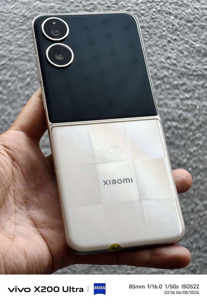 ⭐ Xiaomi MIX Flip 2 (12/256) - QT Pin 99 - Đẹp 99. Mua bán Điện thoại tại Quận Ninh Kiều Cần Thơ được đăng bởi BƠ STORE ĐIỆN THOẠI XÁCH TAY CN CẦN THƠ hình 1