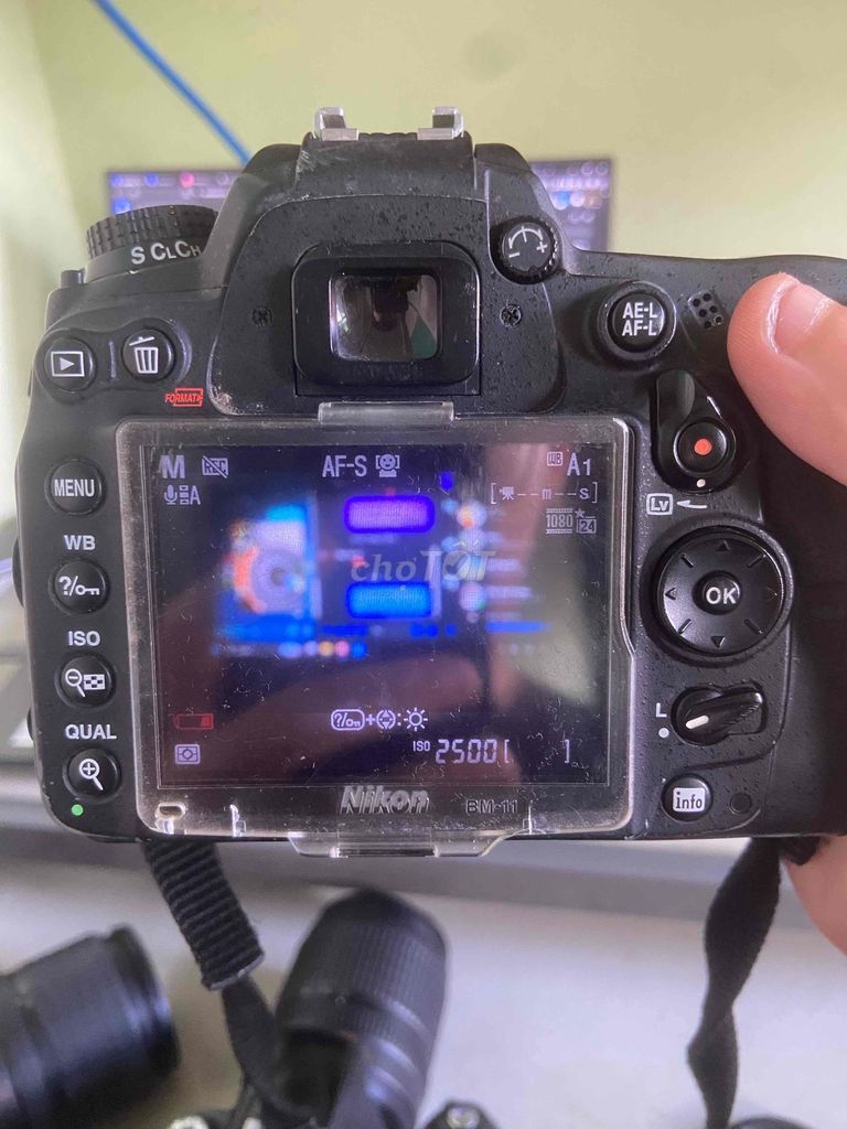 Máy ảnh Nikon D7000 DSLR Tối màn 90%. Mua bán Máy ảnh, Máy quay tại Quận Hoàng Mai Hà Nội được đăng bởi Đặng Trường hình 1