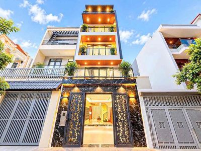 Townhouse 76 m² · 4 bed · Đường Lâm Văn Bền