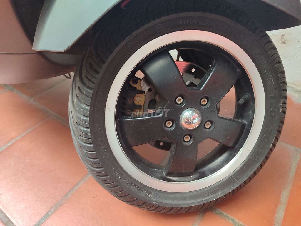 Cần Bán Piaggio GTS 125 sx 2016 Ghi. Mua bán Xe máy tại Quận Cầu Giấy Hà Nội được đăng bởi Nguyễn Anh Tuấn hình 4