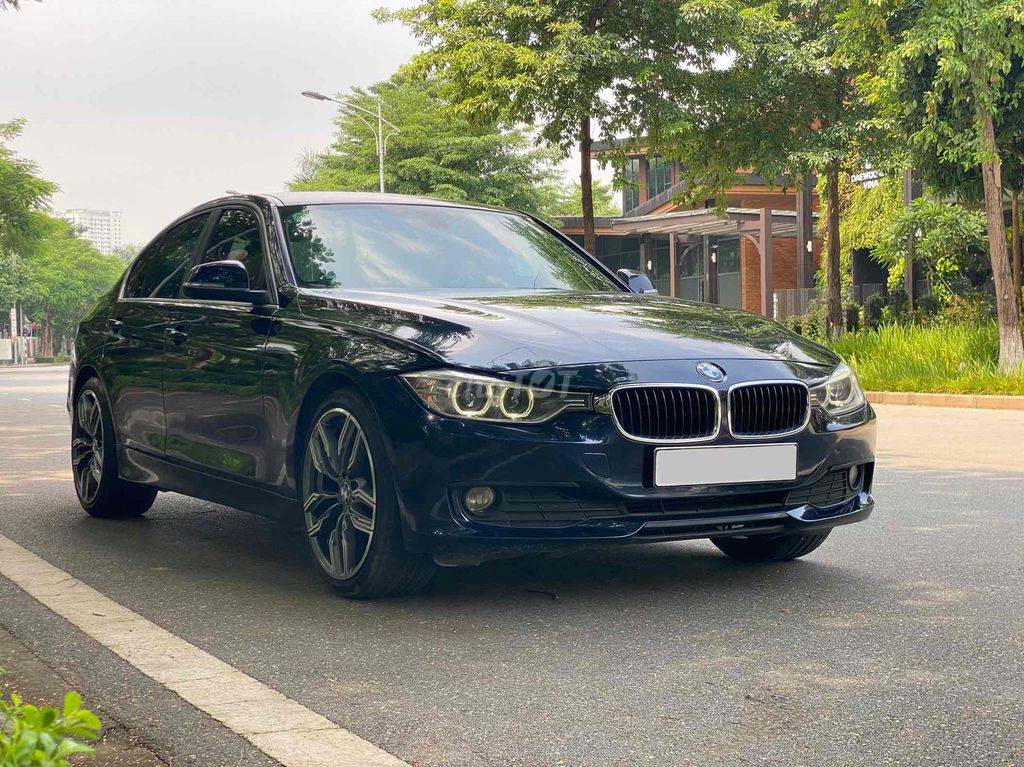 BMW 320i - Секс 2014 - Зеленый кавансит