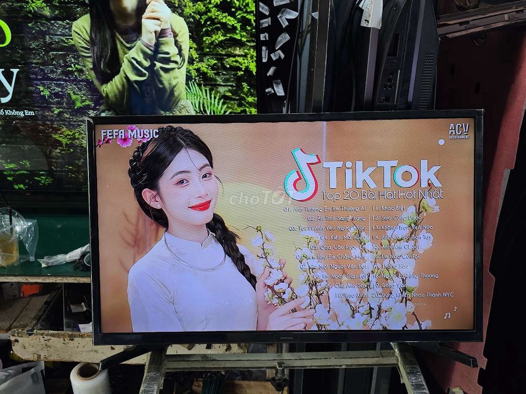 Smart TV Samsung 32" - 32"T4202. Đời Cao - Đẹp Nét. Mua bán Tivi, Âm thanh tại Quận 12 Tp Hồ Chí Minh được đăng bởi Quốc Vinh hình 1