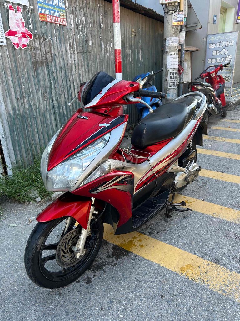 Honda Air Blade 2025 màu Đỏ