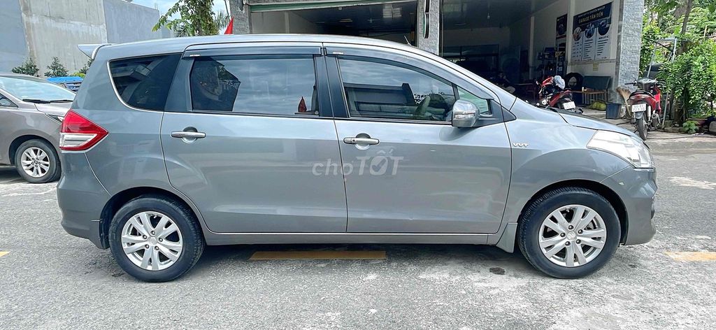 Suzuki Ertiga 2017 1.4 AT - 82000 km. Mua bán Ô tô tại Thành phố Dĩ An Bình Dương được đăng bởi Phan văn Độ hình 3