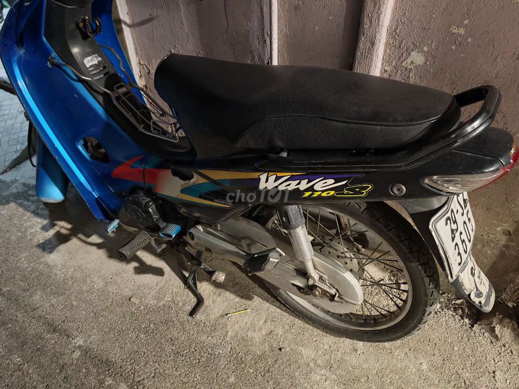 Wave anpha đời 2002 máy đen. Mua bán Xe máy tại Quận Tây Hồ Hà Nội được đăng bởi Quoc Anh Luong hình 6