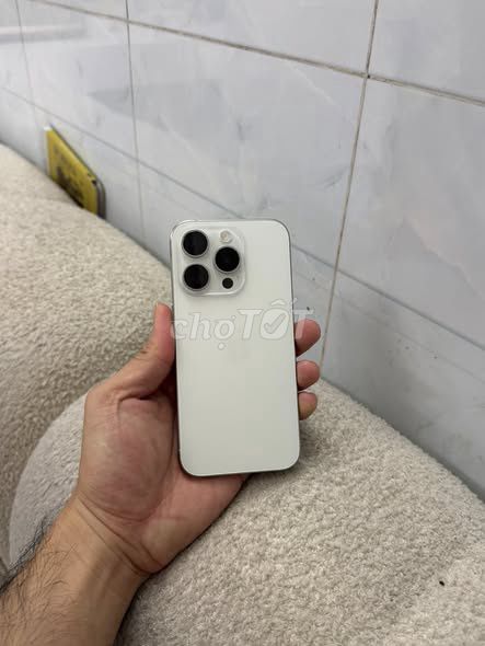 iPhone 15 Pro 256GB Bạc Đã dùng. Mua bán Điện thoại tại Quận 1 Tp Hồ Chí Minh được đăng bởi Hội Đồ Điện Tử hình 1
