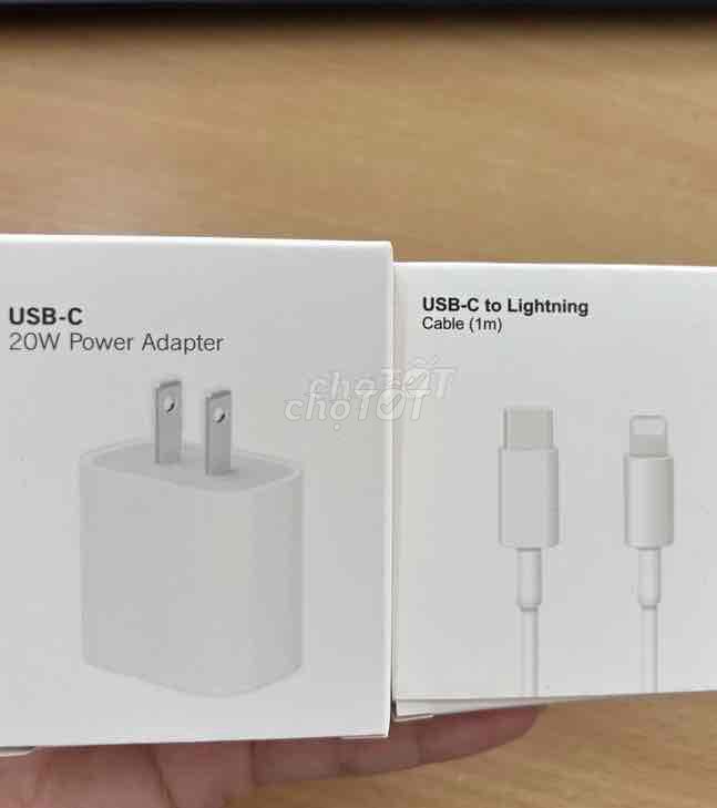 Bộ sạc Apple 20W Power Adapter Trắng. Mua bán Phụ kiện (Màn hình, Chuột...) tại Quận Cẩm Lệ Đà Nẵng được đăng bởi Nguyễn Lê hình 1