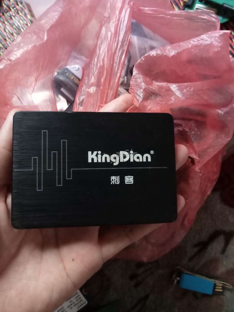 Ổ cứng SSD 240g còn win cũ. Mua bán Linh kiện (RAM, Card...) tại Huyện Khoái Châu Hưng Yên được đăng bởi Bad Boy hình 1