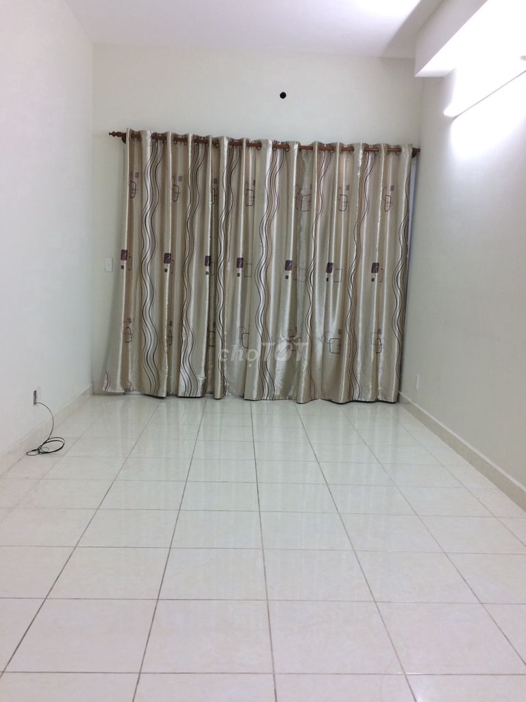 Cần cho thuê căn hộ Nguyễn Kim, 505 Nhật Tảo, Q.10, 9tr/tháng