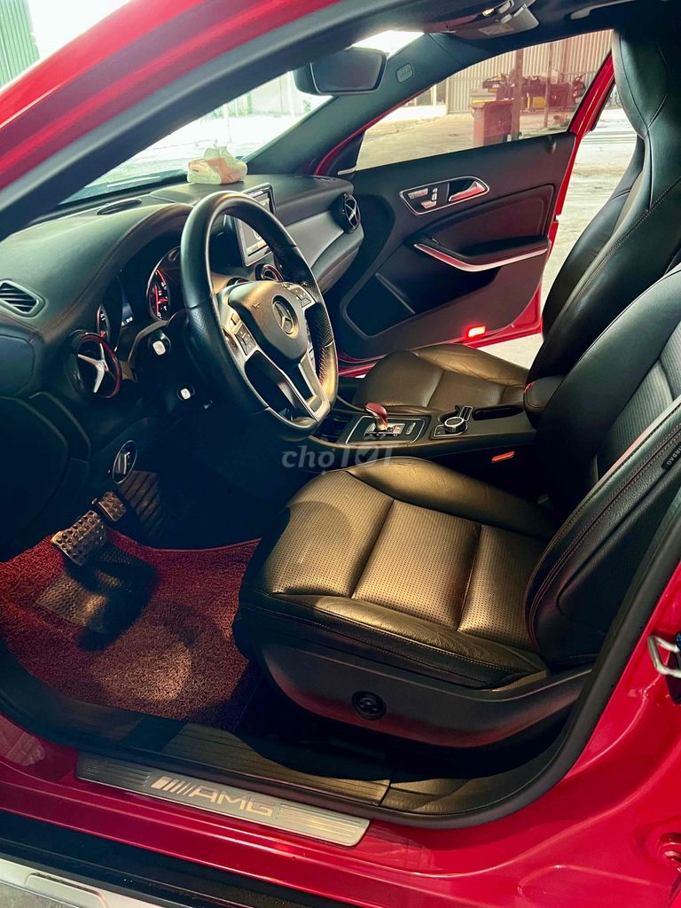 Mercedes Benz GLA 45 sx 2015 AMG 45 4Matic - 76000