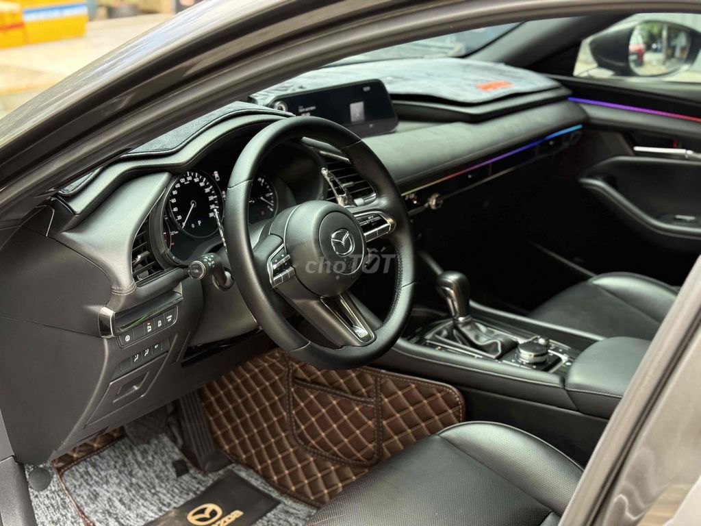 Mazda 3 2020 Sport 1.5L Premium Xám Titan. Mua bán Ô tô tại Quận 11 Tp Hồ Chí Minh được đăng bởi Thành Mazda  hình 10