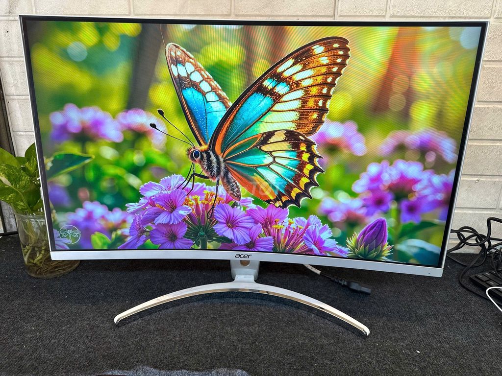 Acer Màn hình cong 27 inch Trắng full hd màn đẹp. Mua bán Phụ kiện (Màn hình, Chuột...) tại Quận Phú Nhuận Tp Hồ Chí Minh được đăng bởi tiến tài 770 nguyễn kiệm p4 quận phú nhuận hình 1