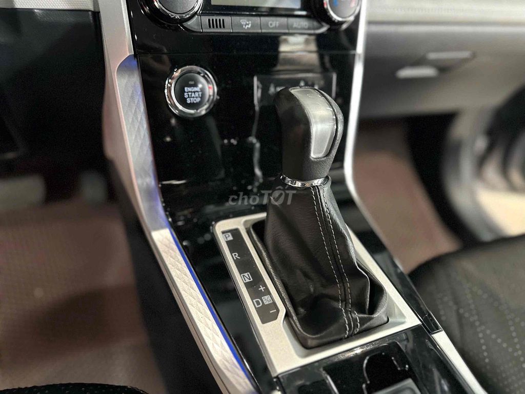 Toyota Veloz Cross Top 2023 siêu đẹp. Mua bán Ô tô tại Quận Nam Từ Liêm Hà Nội được đăng bởi Đại lý Toyota Mỹ Đình hình 7