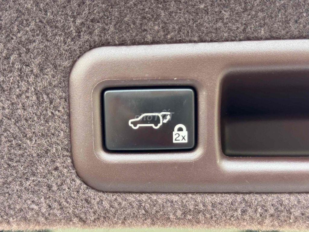 Lexus RX350 2018 Trắng 75.000 km. Mua bán Ô tô tại Quận Long Biên Hà Nội được đăng bởi Trang Gala hình 17