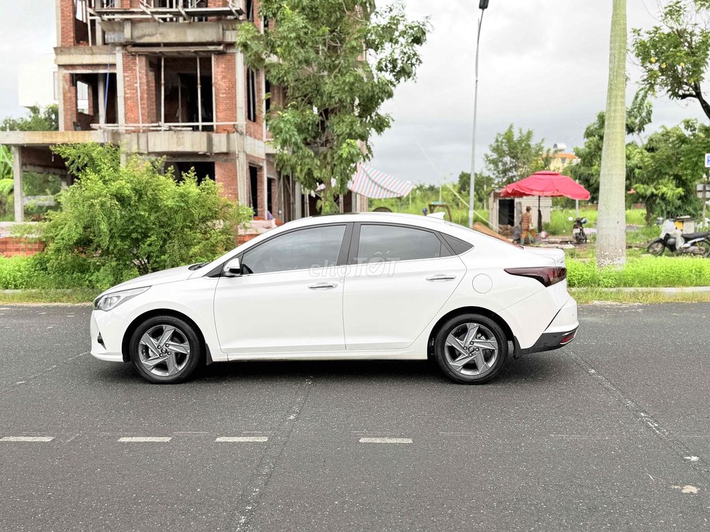 Hyundai Accent 2022 1.4 AT Đặc Biệt - 40000 km. Mua bán Ô tô tại Quận Hải Châu Đà Nẵng được đăng bởi Nguyễn Vương Auto hình 3