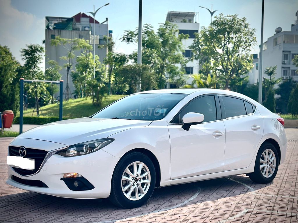 Chính chủ bán Mazda 3 2016 1.5 AT Sedan - 8v km. Mua bán Ô tô tại Quận Long Biên Hà Nội được đăng bởi Lê Quang hải hình 1