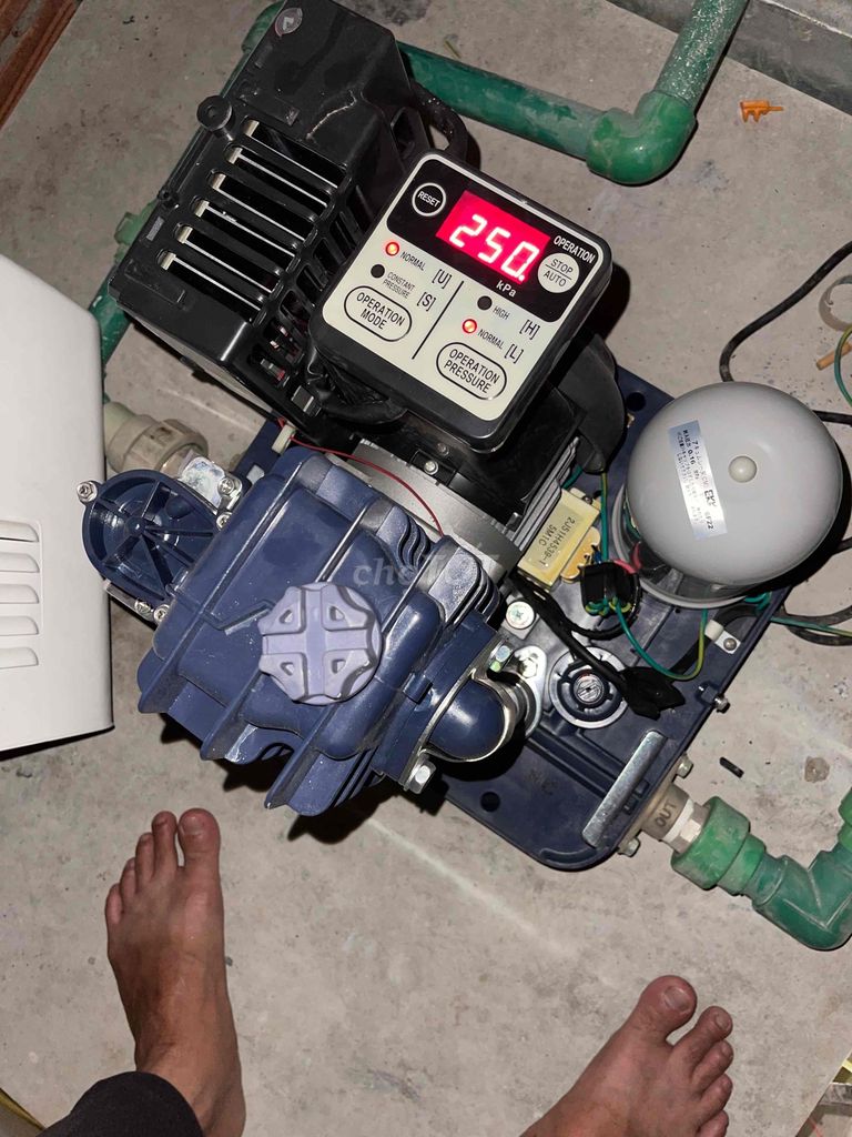 bơm tăng áp biến tần hitachi. Mua bán Thiết bị vệ sinh, nhà tắm tại Huyện Hóc Môn Tp Hồ Chí Minh được đăng bởi Đậu Xuân lâm hình 3