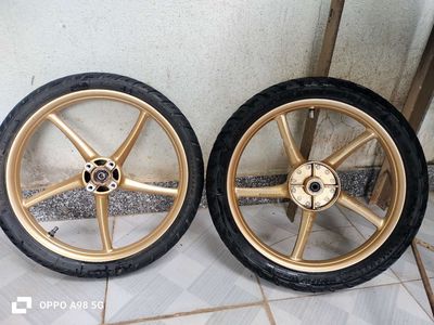 Mâm xe CBR vỏ xe Michelin. Mua bán Phụ tùng xe tại Huyện Long Thành Đồng Nai được đăng bởi Mến Edm
