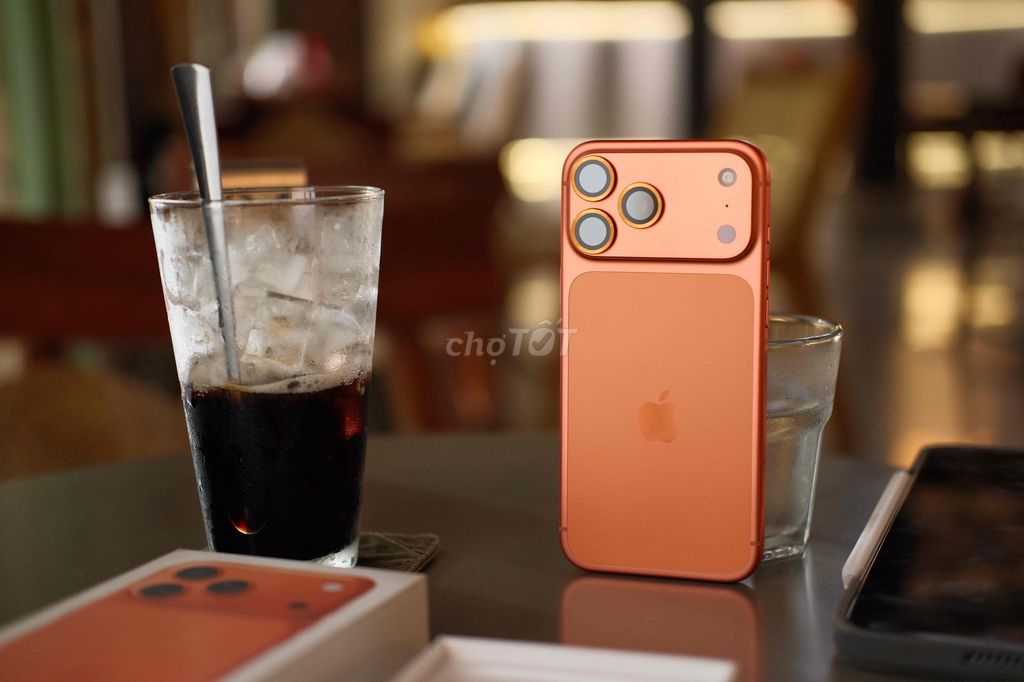 📸[BAN-TRAODOI-SHIPCOD]📸17PROMAX_LOCK CÓ KHAY SIM. Mua bán Điện thoại tại Thành phố Rạch Giá Kiên Giang được đăng bởi Phước Sang hình 1